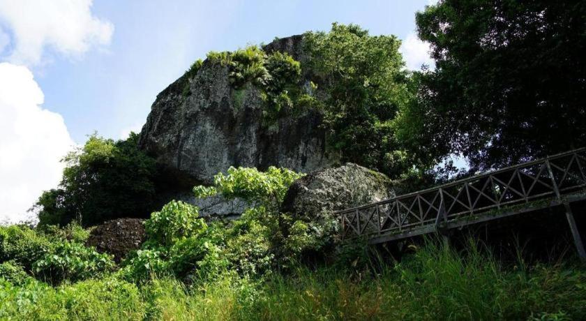 โรงแรม ฮาน พาเลซ เซมโปร์นา เซมปอร์นา ภายนอก รูปภาพ